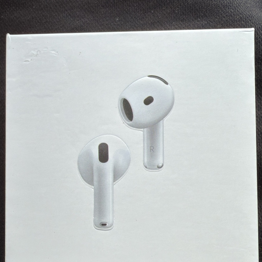 Apple AirPods 4 with Active Noise Cancellation